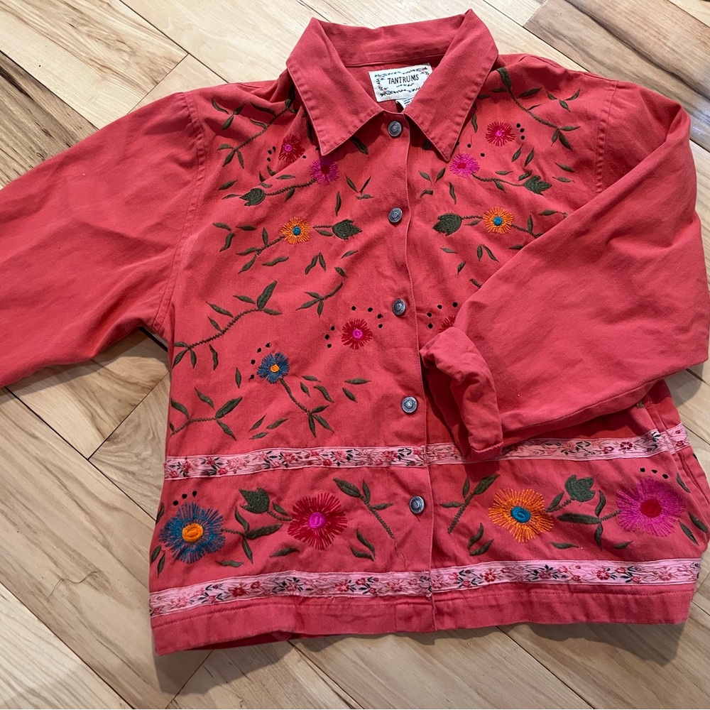 Vintage Floral Embroidered Button Jacket / Blouse